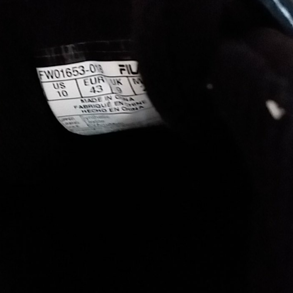 Fila Men's Disruptor II Casual Athletic Sneakers - Picture 14 of 15